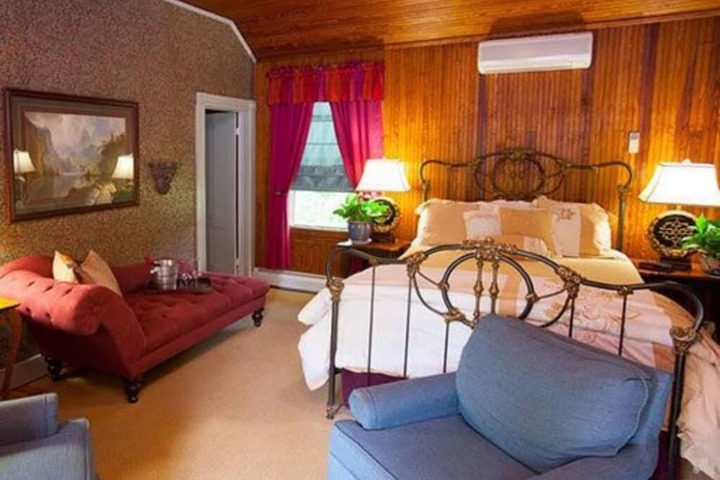 Hotel Interior 29 of 95