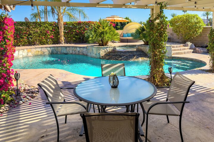 Indian Wells Oasis w / Pool: Walk to Tennis Garden!
