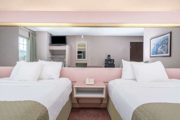 Room 3 of 14