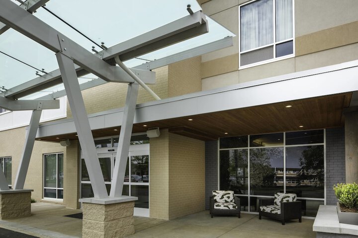 Hotel 2 of 32