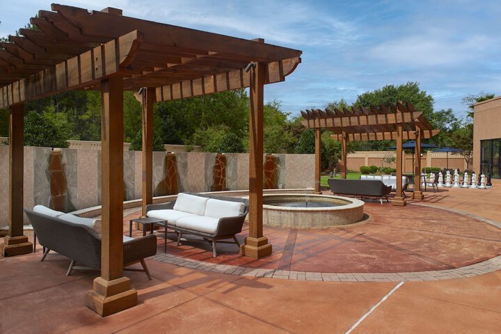 Courtyard by Marriott Warner Robins
