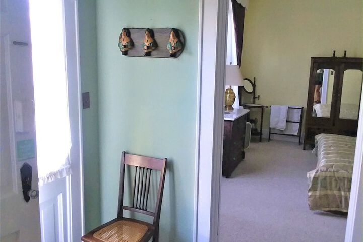 Room 23 of 51