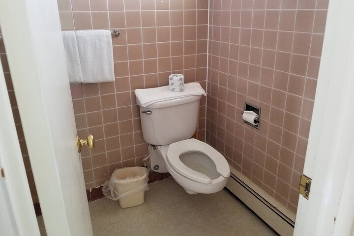 Room 39 of 120