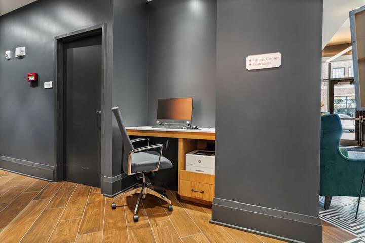 Hotel Indigo Baton Rouge Downtown by IHG