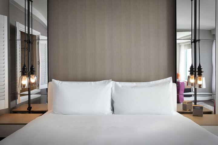 Signia by Hilton Diplomat Beach Resort