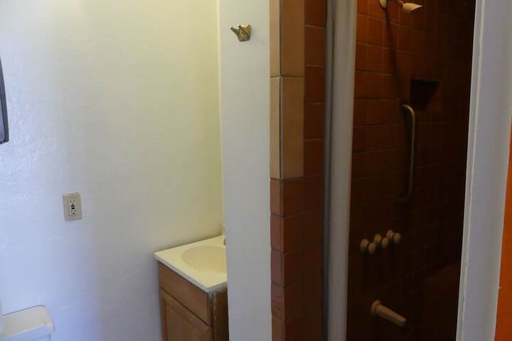 Room 28 of 57