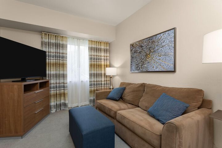Hawthorn Extended Stay by Wyndham Naples