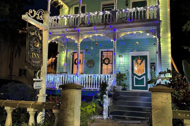 Peace & Plenty Inn Bed & Breakfast