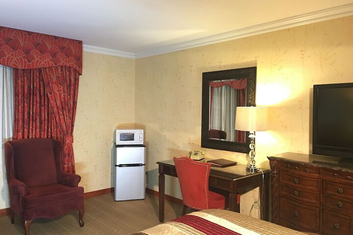 Room 44 of 46
