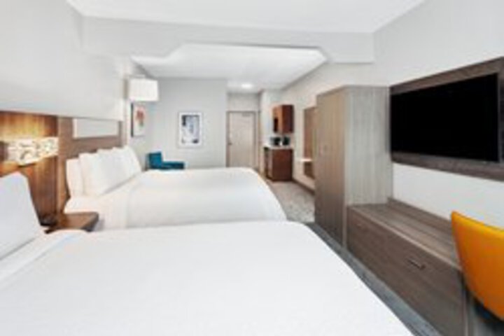 Room 54 of 124