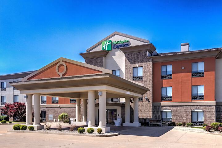 Hotel 2 of 61