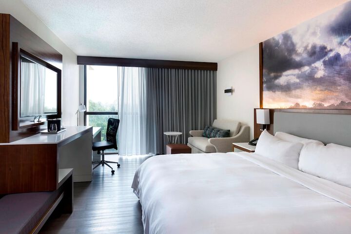 Room 16 of 60