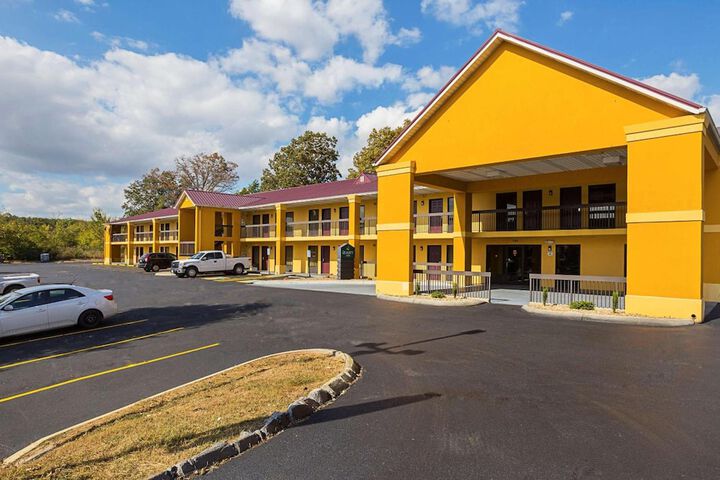 Hotel 7 of 36