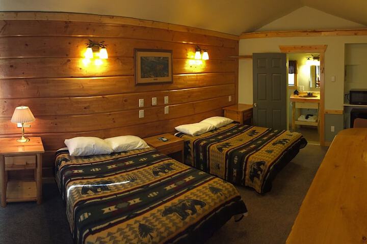 The Historic Madison Hotel Motel