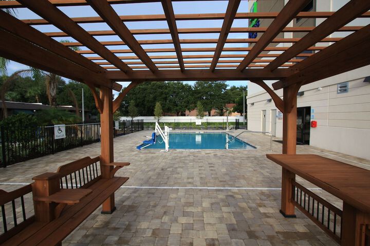 Holiday Inn Express & Suites Lakeland South by IHG