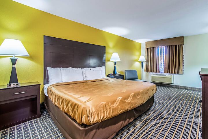 Quality Inn Carbondale University area