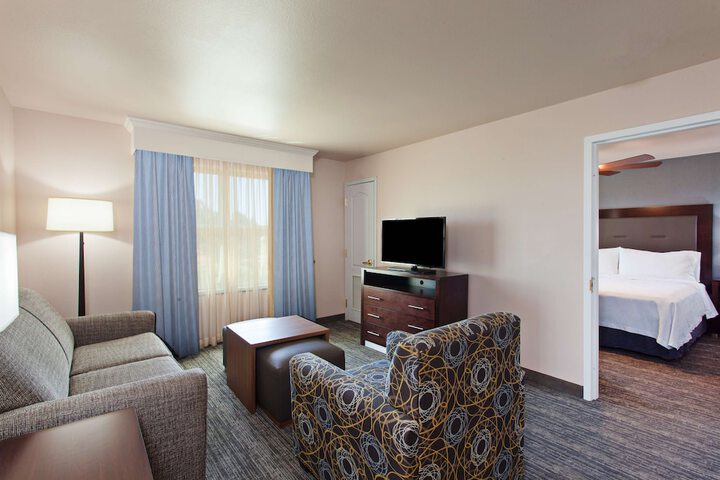 Room 18 of 30