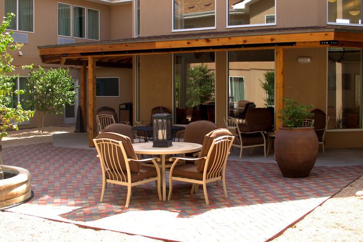 Terrace/Patio 22 of 23