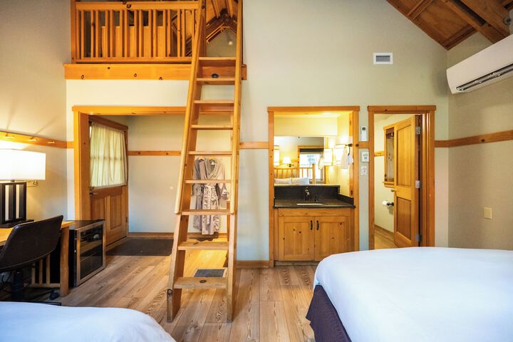 Sleeping Lady Mountain Resort & Spa