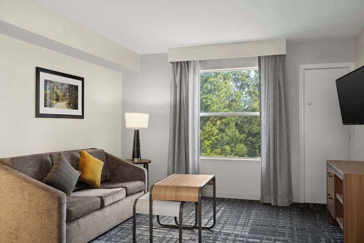Room 30 of 50
