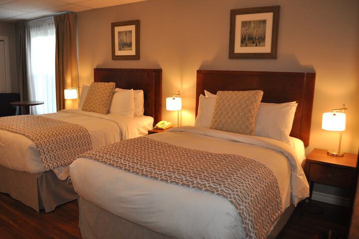 Room 11 of 25