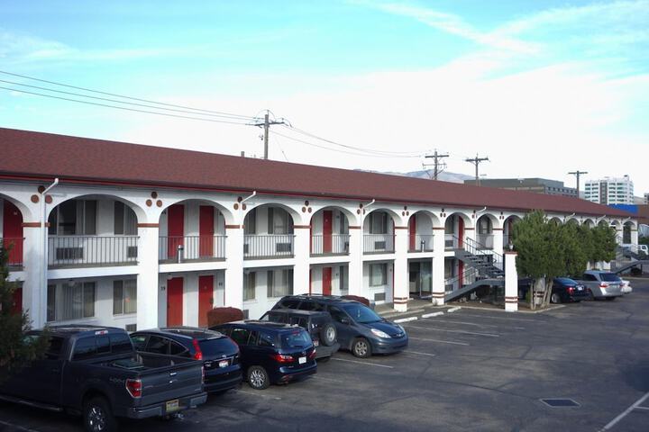 Property Grounds 43 of 43