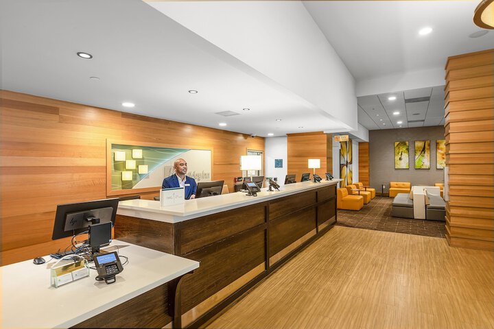 Hotel 4 of 58