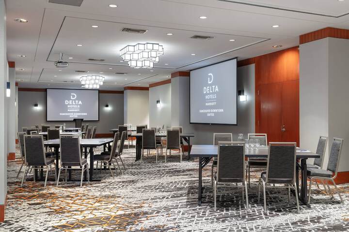 Delta Hotels by Marriott Vancouver Downtown Suites - Downtown Vancouver