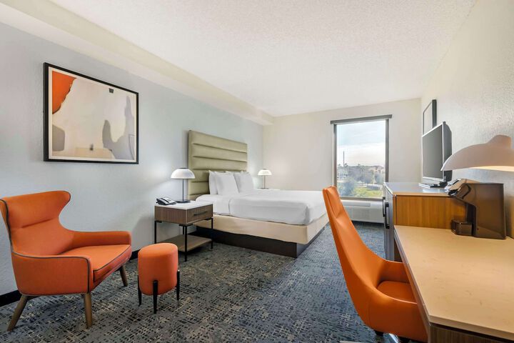 Room 14 of 25