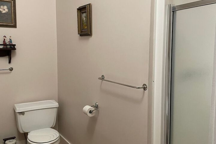Room 72 of 74