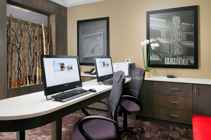 Business Center 37 of 37