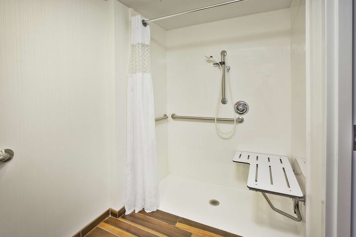 Room 20 of 44