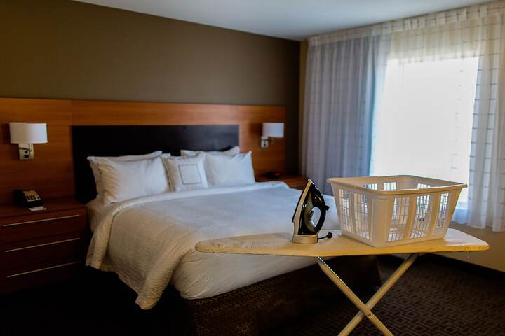 Room 22 of 39