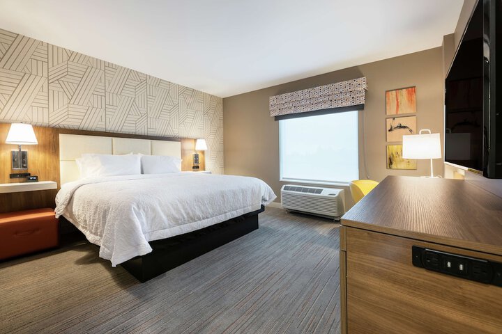 Room 16 of 47