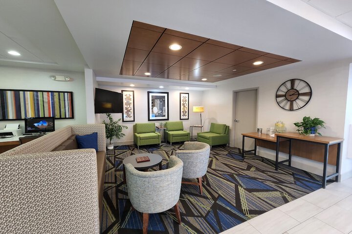 Hotel 7 of 40