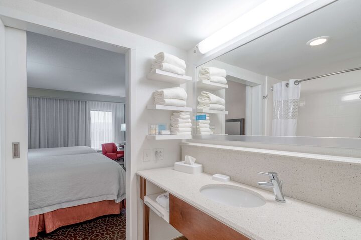Room 16 of 22
