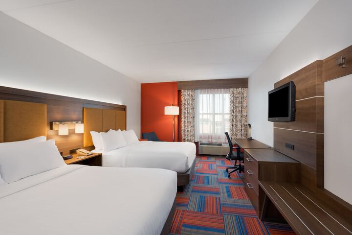 Room 8 of 25