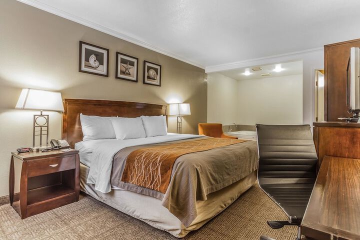Room 47 of 65