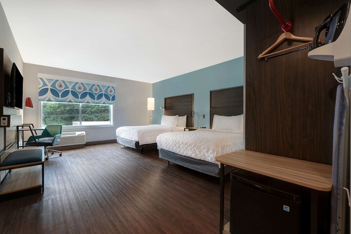 Room 28 of 52