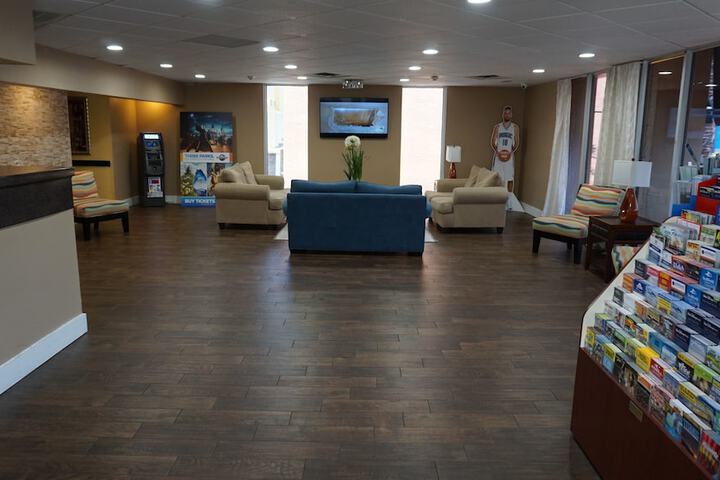 Hotel 4 of 58