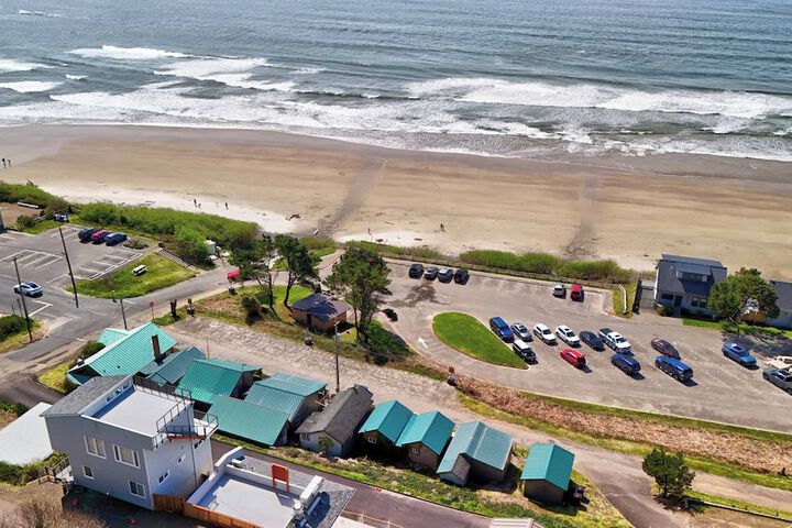 Oceanside Ocean Front Cabins
