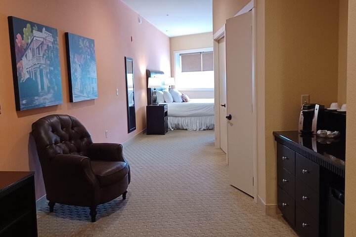 Room 44 of 86