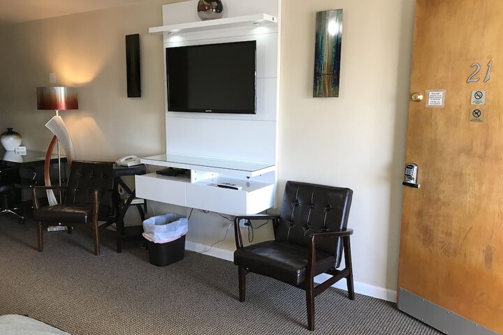 Room 31 of 33