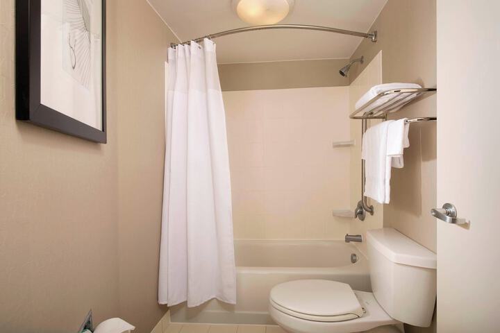 Room 14 of 35