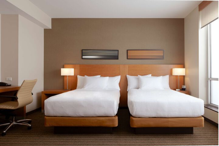 Hyatt Place Indianapolis / Fishers