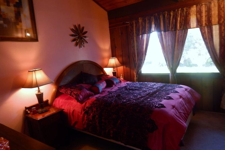 Room 32 of 49