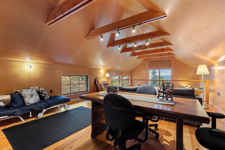Crows Nest by Avantstay Accessible Home w / Views