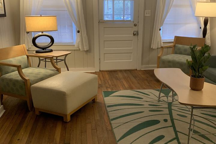 Room 52 of 90