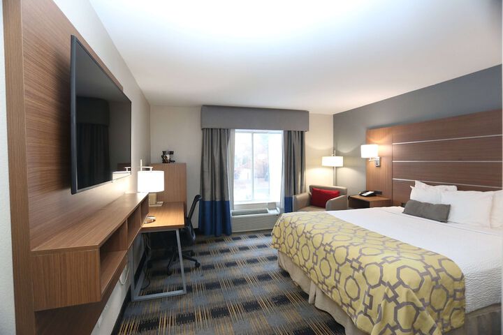 Room 11 of 15
