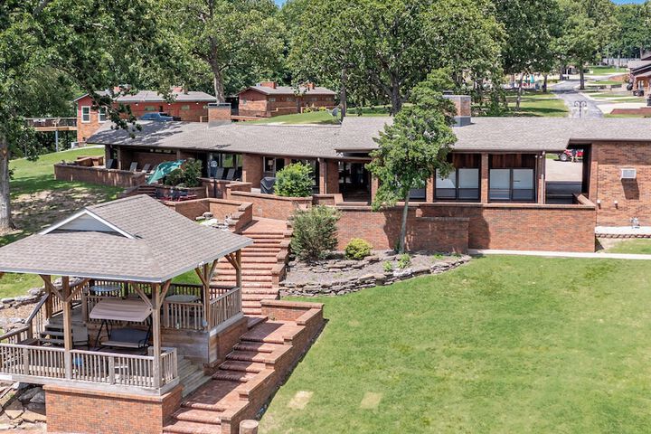 Candlewyck Cove Resort